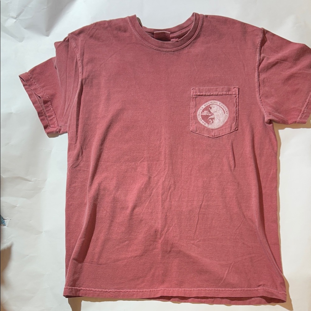 Sweetwater Brewing Company ‘Don’t Float The Mainstream’ Clay Red Pocket Tee